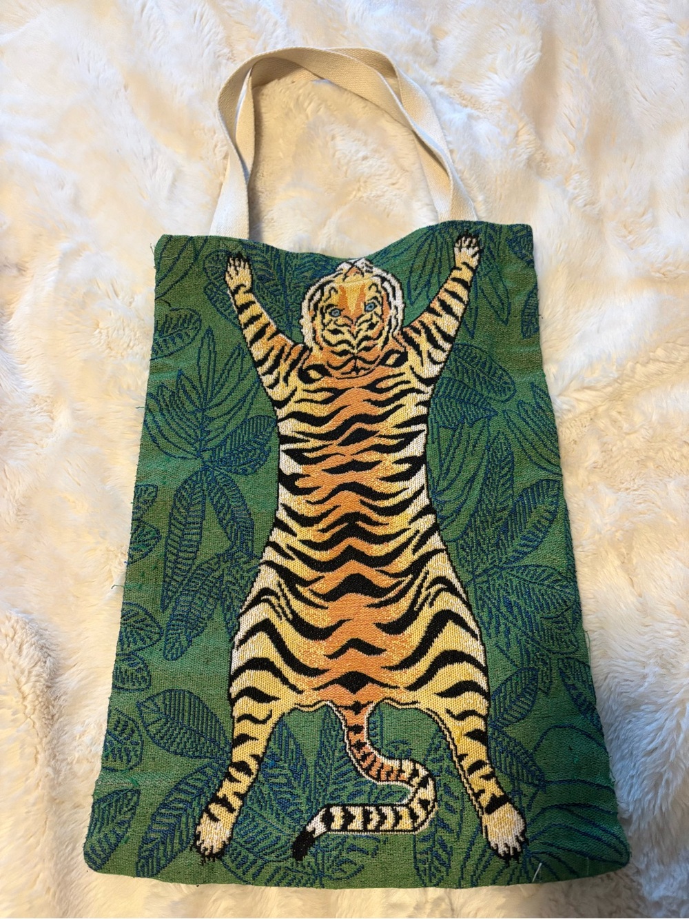 Green Tiger Print Tapestry Tote Bag